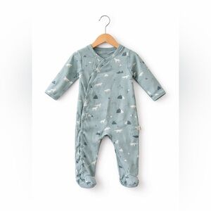 🟢 Red Caribou Bear Print Jumpsuit – 0–3 Months – NWOT – $46 Retail 🟢